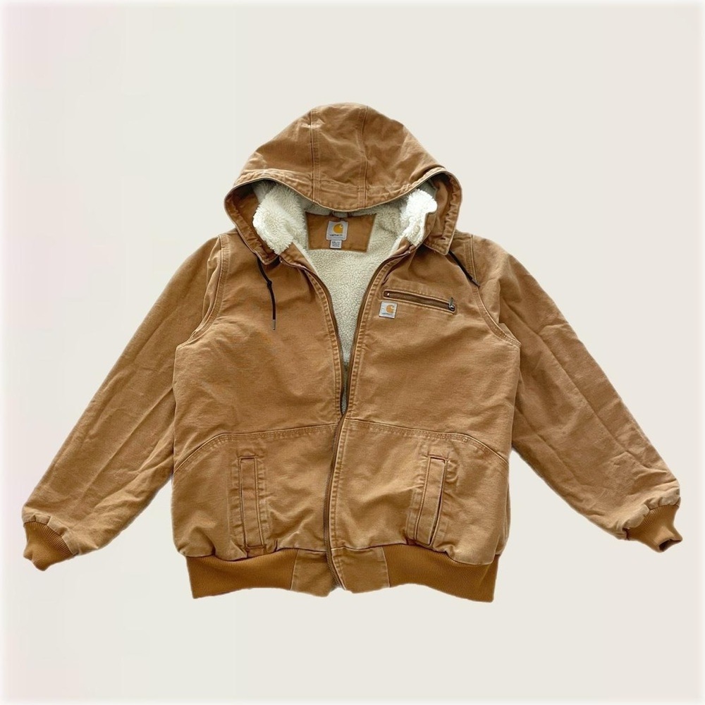 EUC Carhartt Sherpa lined Jacket